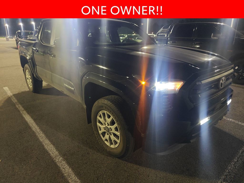 Used 2024 Toyota Tacoma SR5 image 3