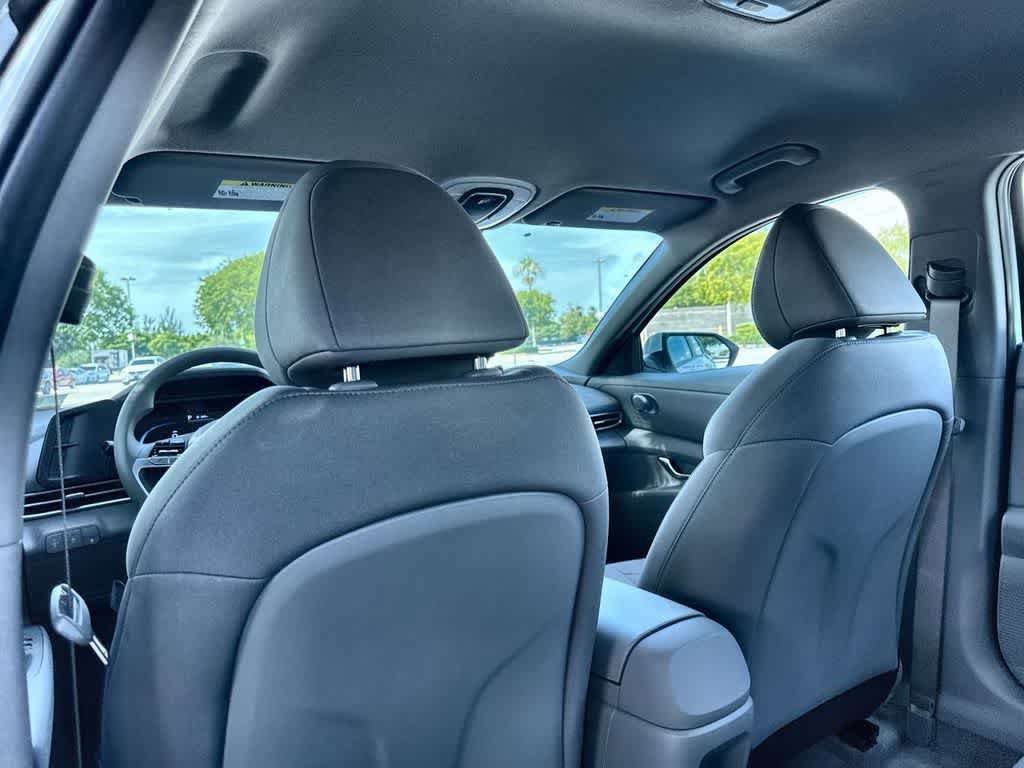 New 2026 Hyundai Elantra SE FWD image 23