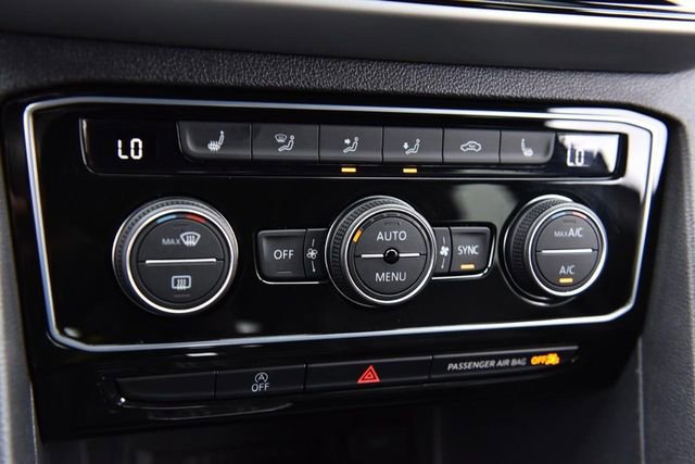 Certified 2023 Volkswagen Atlas Cross Sport SE w/ Panoramic Sunroof Package image 15