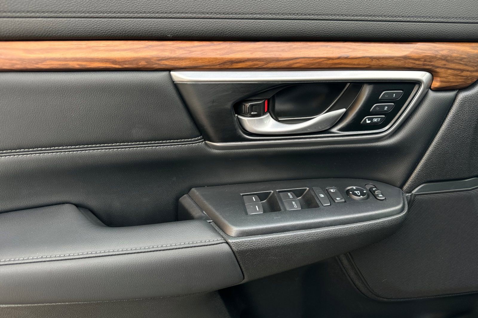 Used 2022 Honda CR-V EX-L image 12