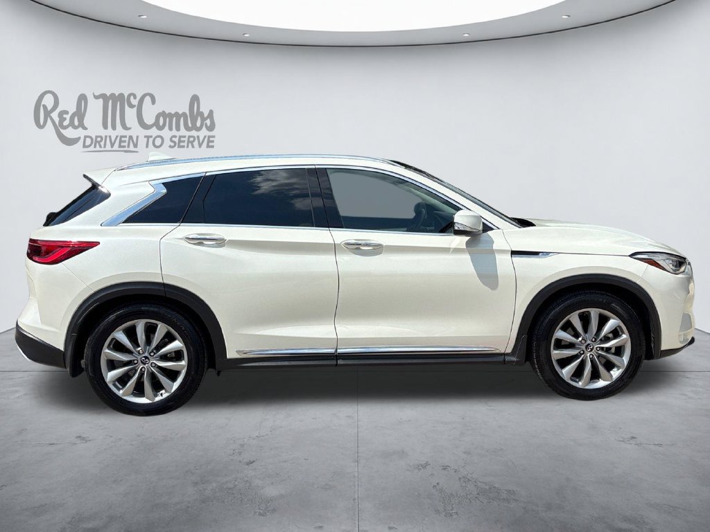 Used 2019 INFINITI QX50 Luxe w/ Navigation Package FWD image 7