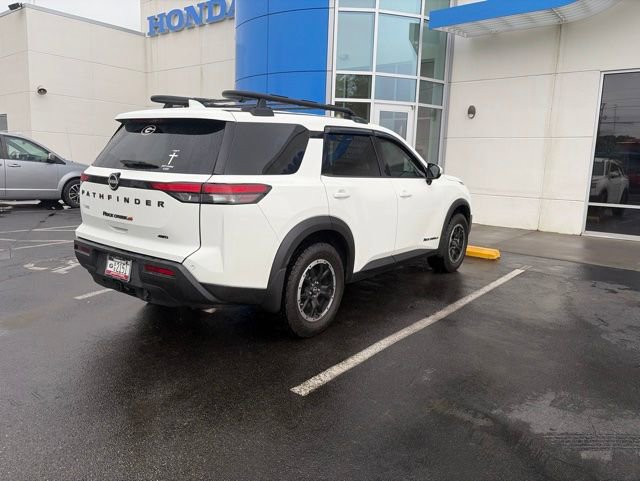 Used 2025 Nissan Pathfinder Rock Creek AWD/4WD image 5