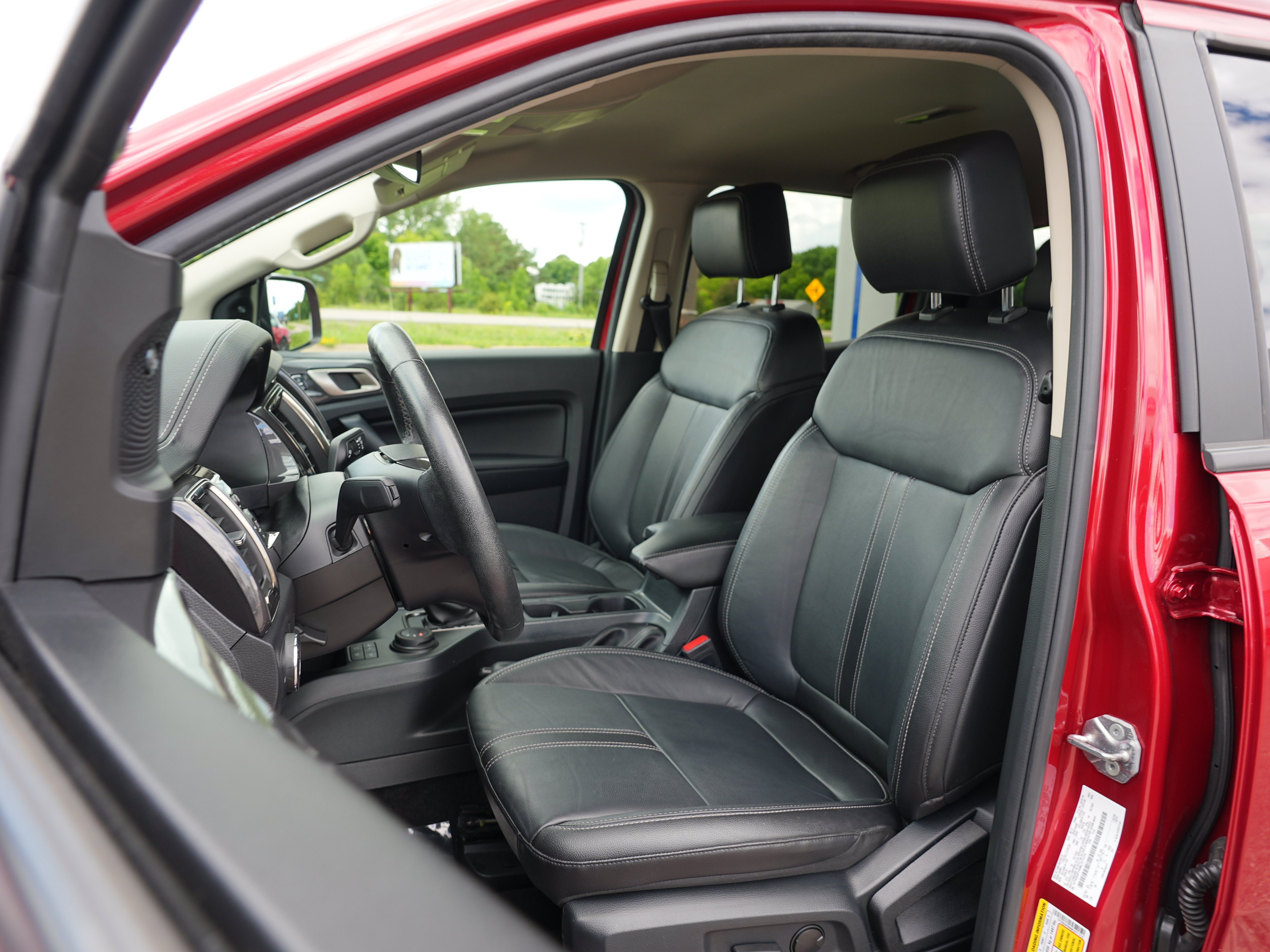 Used 2021 Ford Ranger Lariat w/ Equipment Group 501A High AWD/4WD image 14