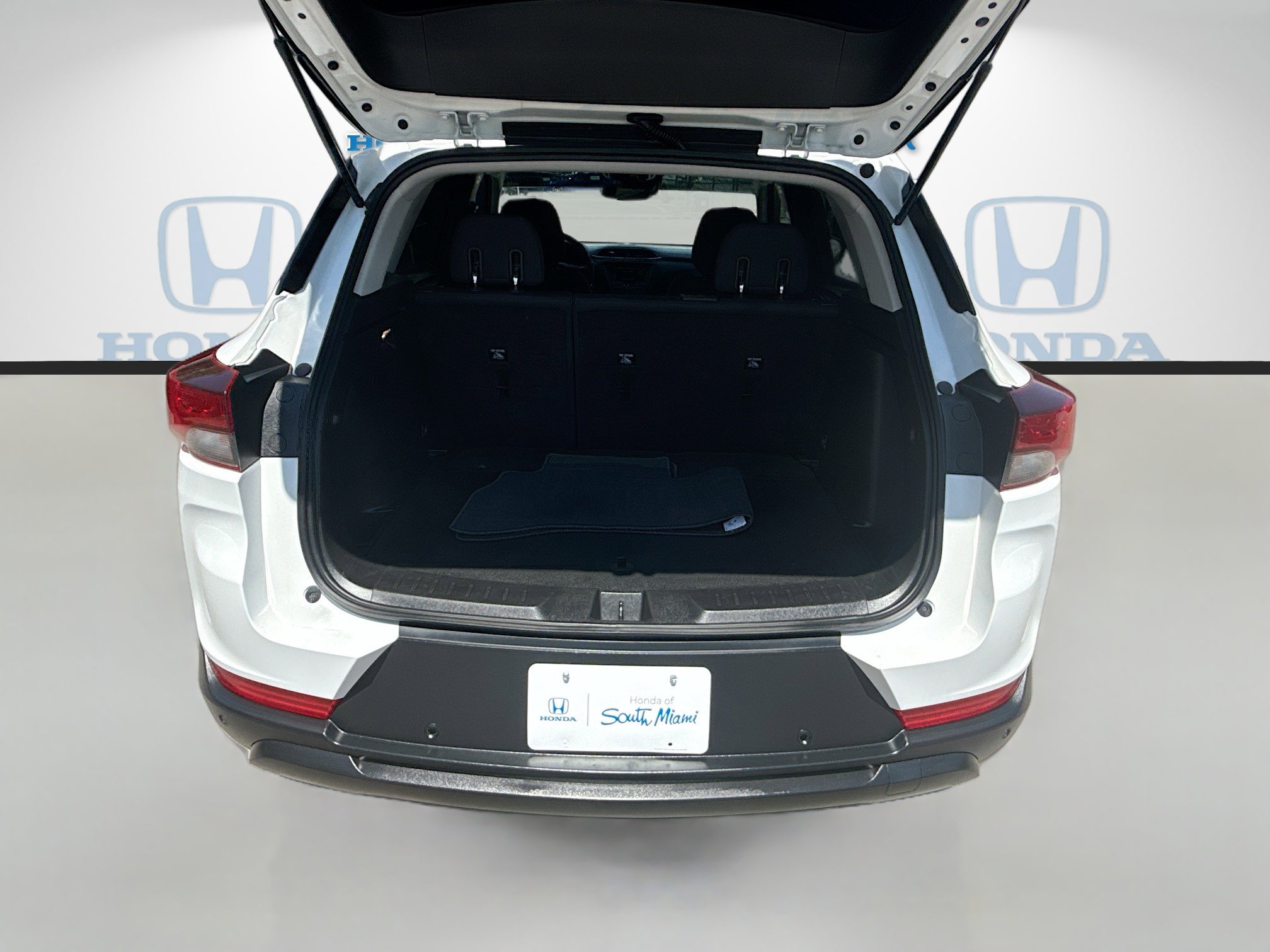 Used 2022 Chevrolet TrailBlazer LS FWD image 25