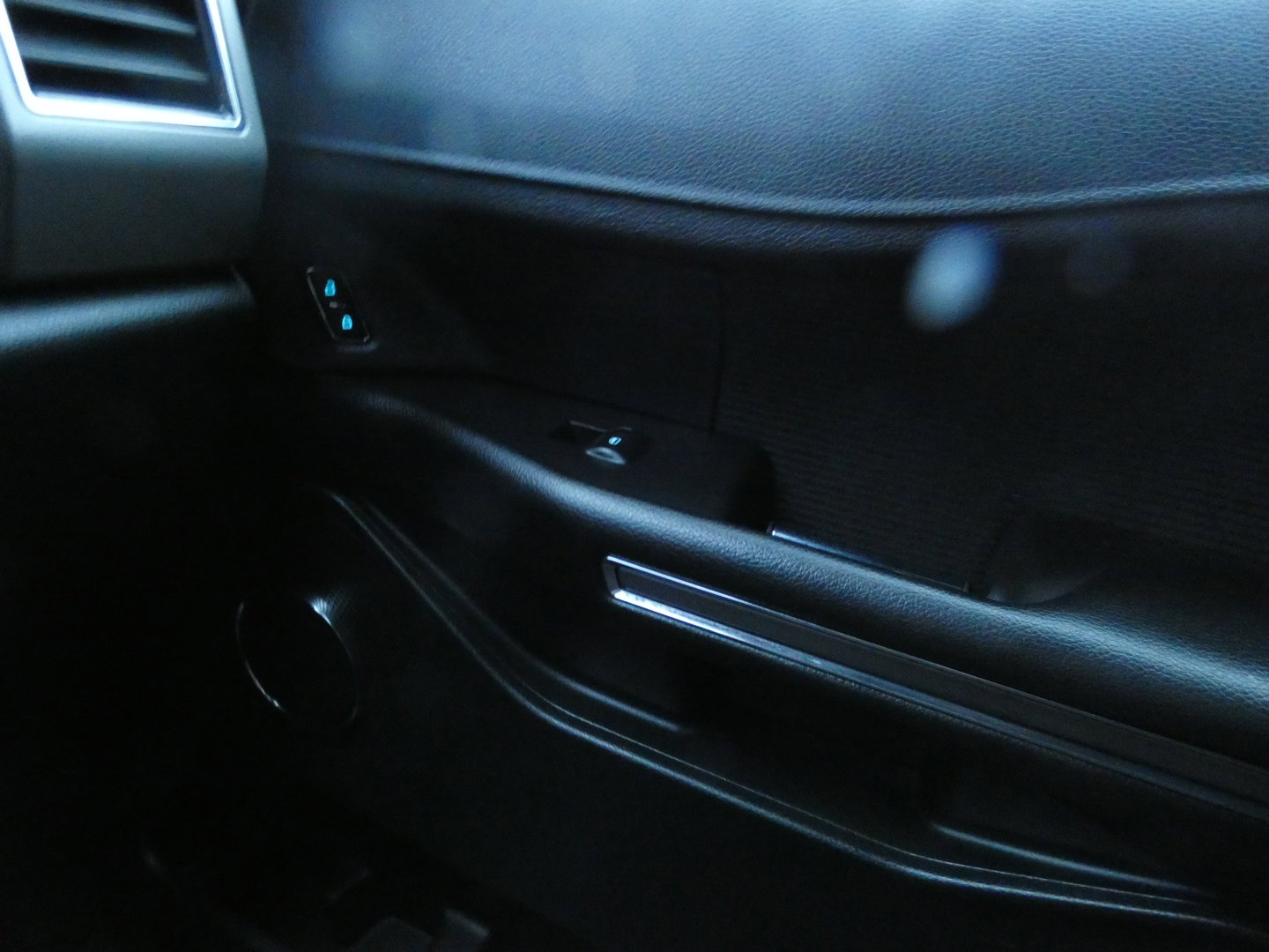 Used 2019 Ford Expedition XLT image 24