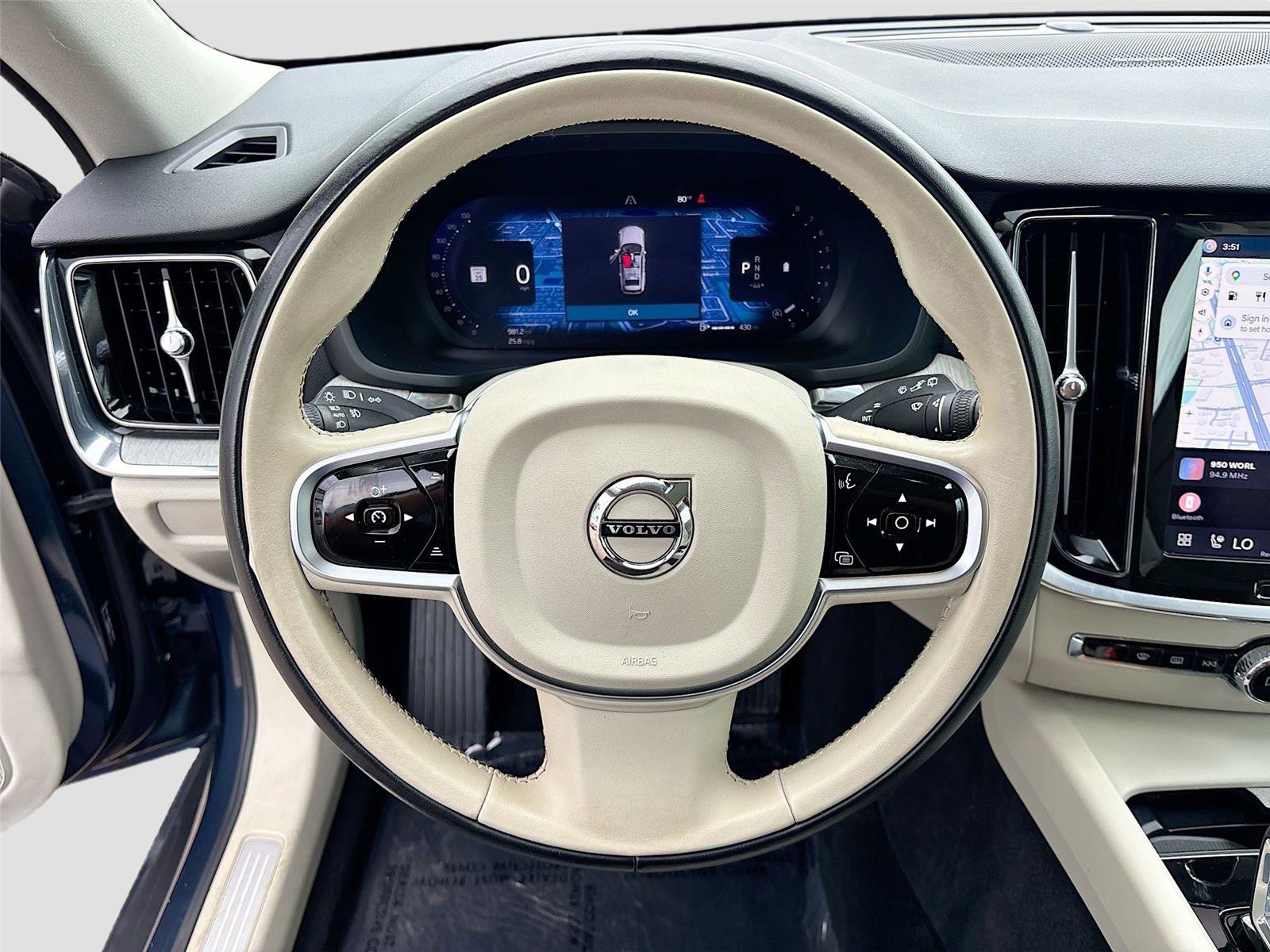 Used 2025 Volvo V60 B5 Cross Country Plus AWD/4WD image 11