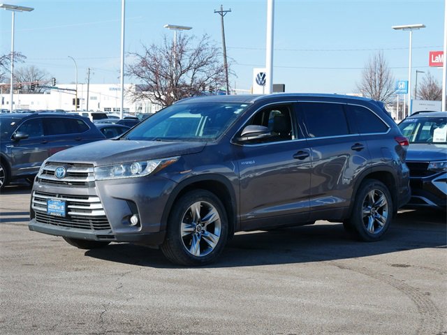 Used 2018 Toyota Highlander Limited Platinum image 3