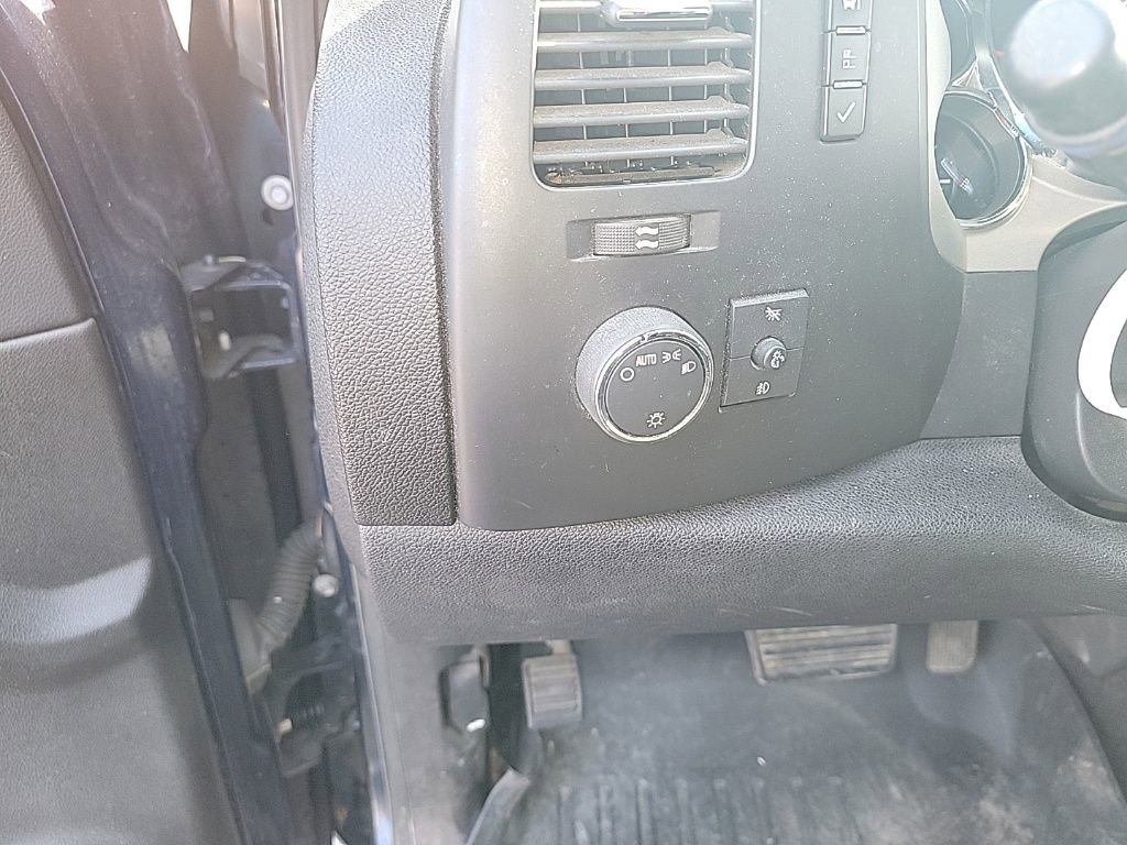 Used 2007 Chevrolet Silverado 1500 LT w/ 1LT Convenience Package image 24