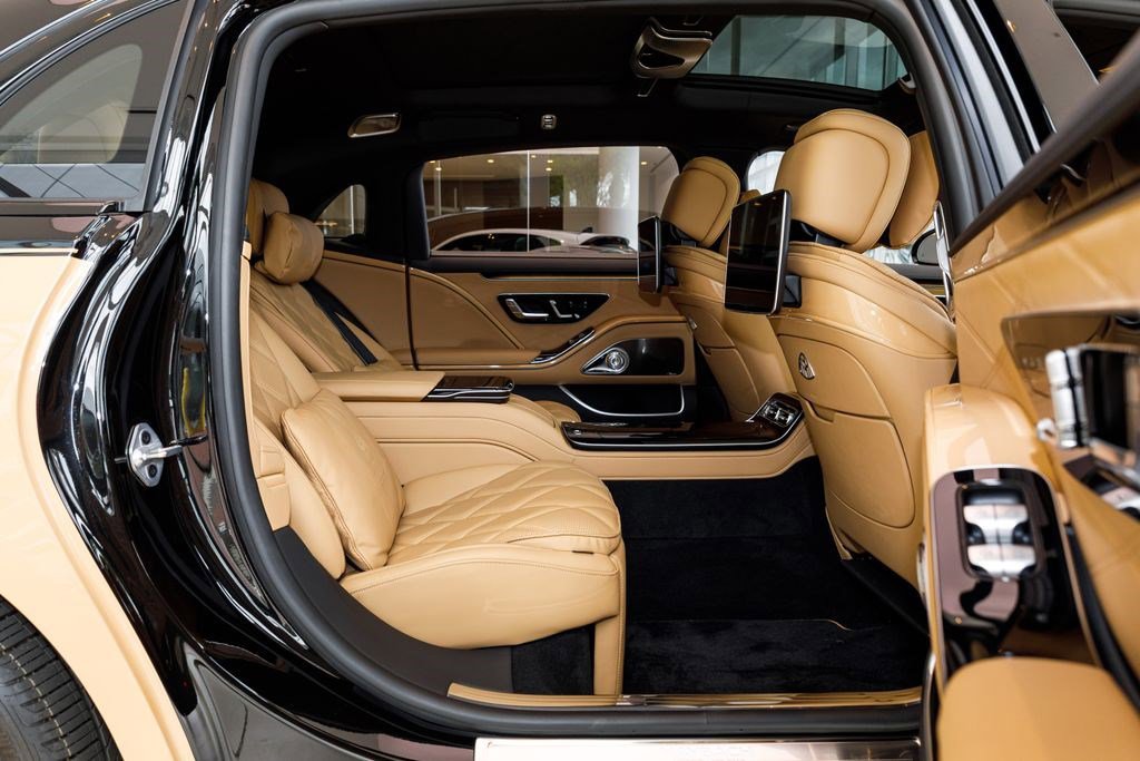 Used 2023 Mercedes-Benz Maybach S 680 4MATIC image 16