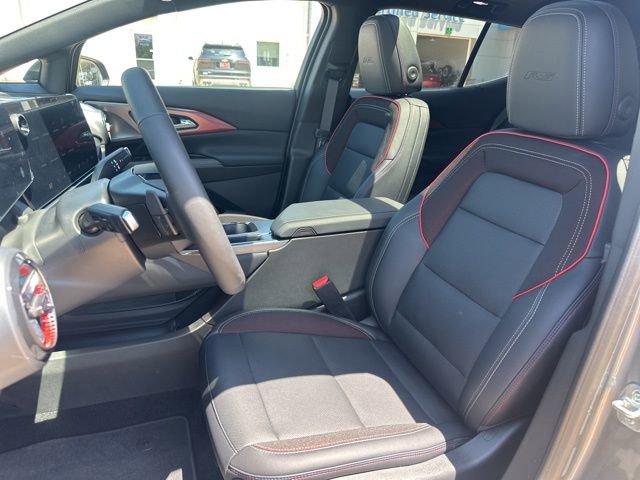Used 2025 Chevrolet Equinox EV RS AWD/4WD image 11