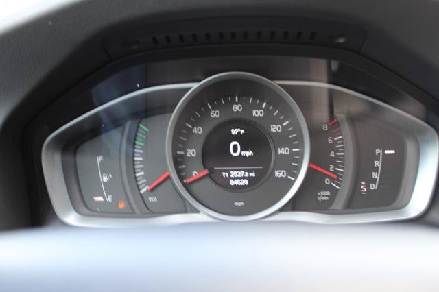 Used 2017 Volvo S60 T5 Dynamic FWD image 11