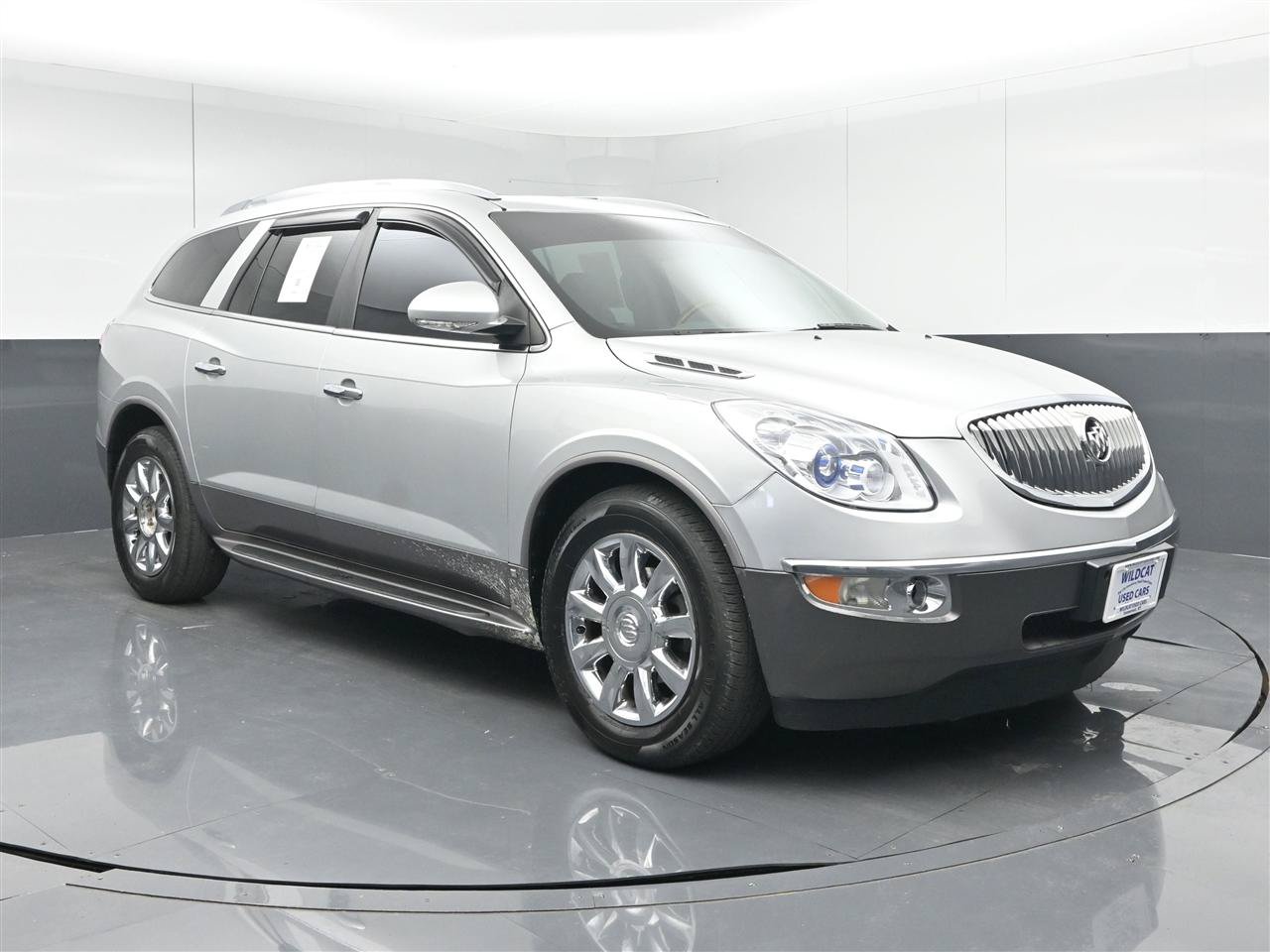 Used 2011 Buick Enclave CXL FWD image 3
