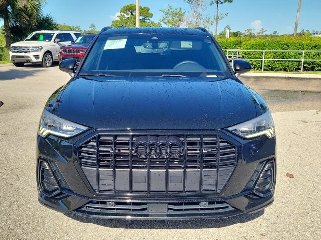 Certified 2024 Audi Q3 2.0T Premium w/ Convenience Package AWD/4WD image 3