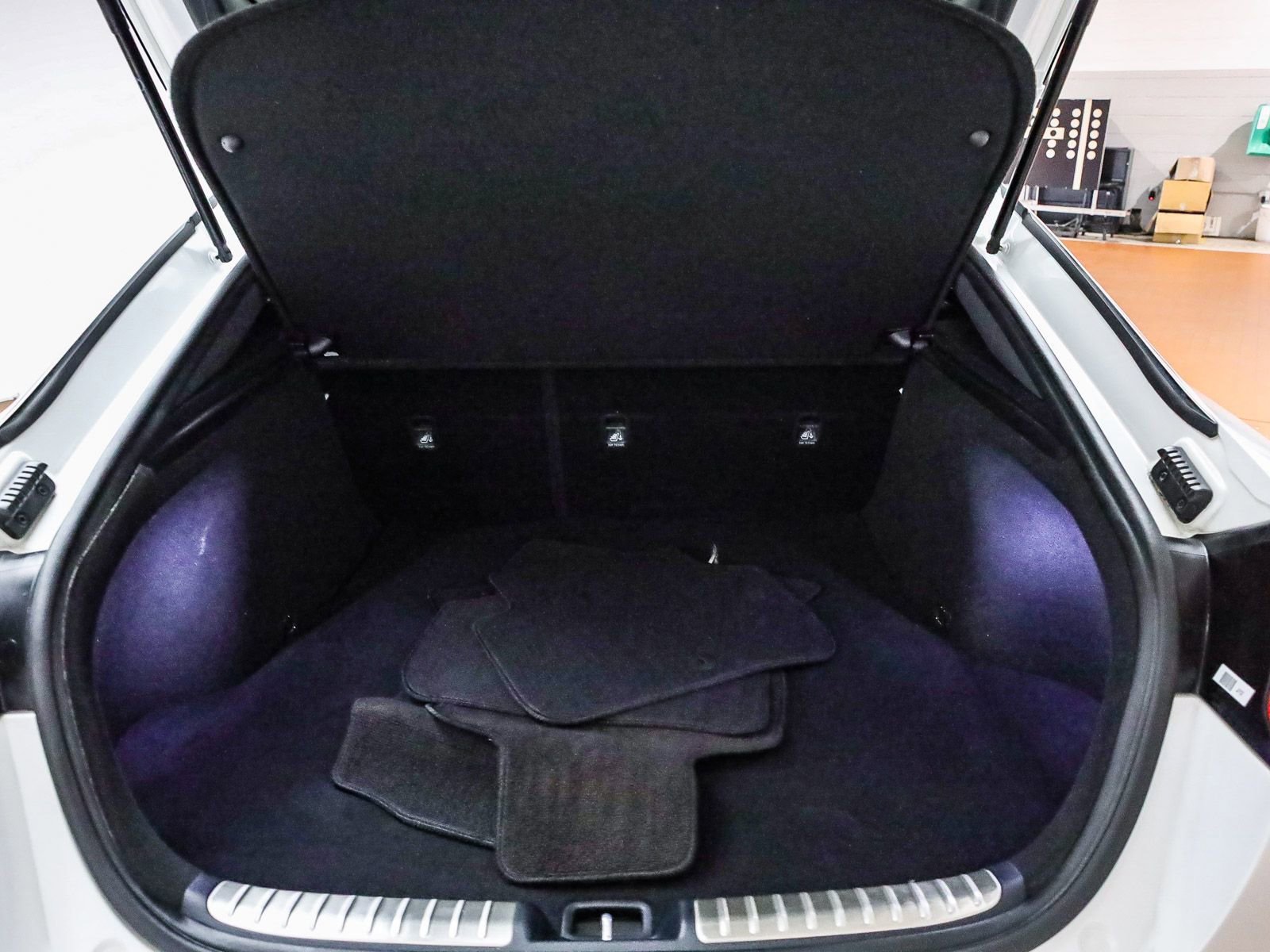 Used 2021 Kia Stinger GT image 27