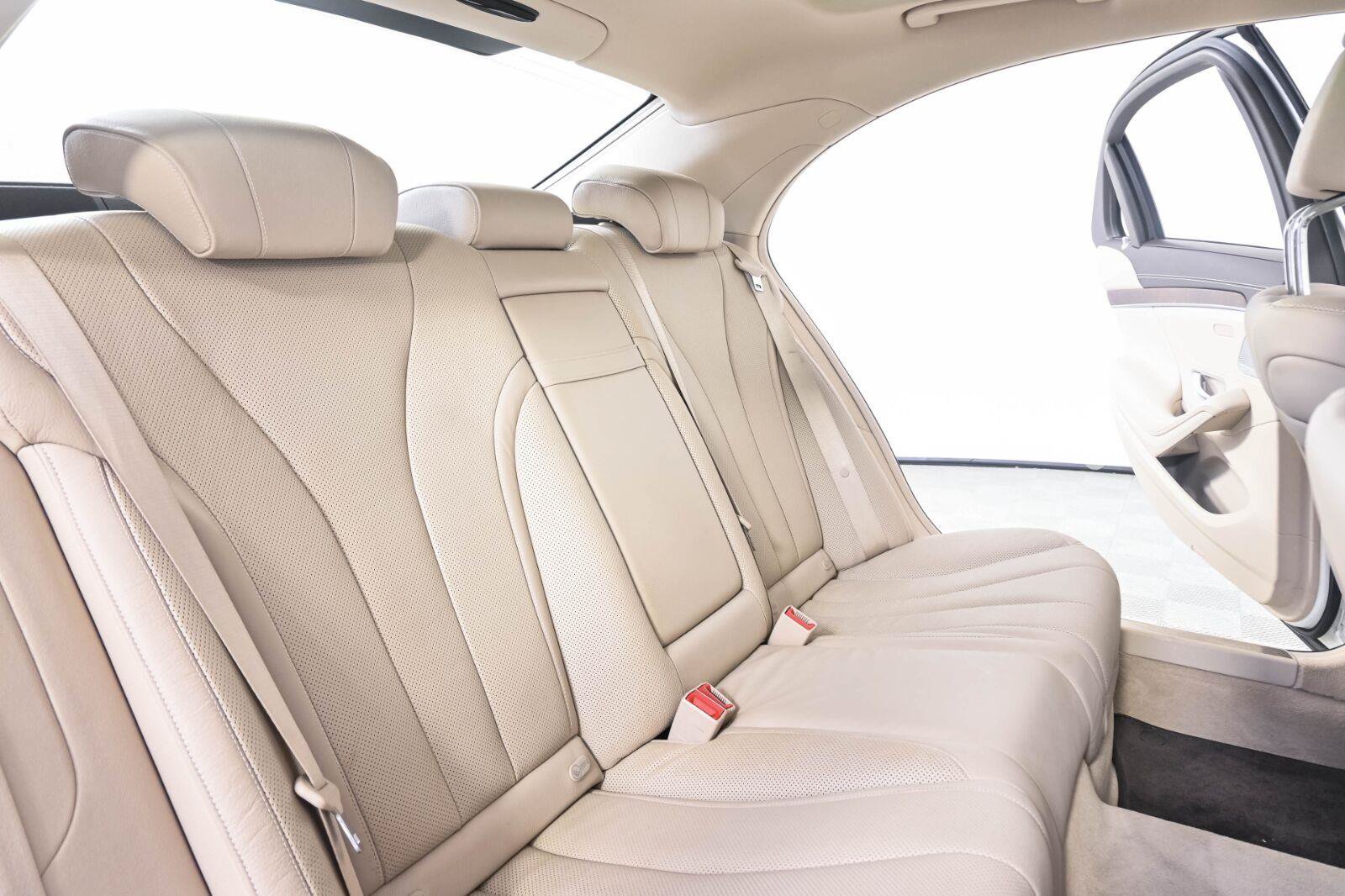 Used 2017 Mercedes-Benz S 550 Sedan w/ Premium Package image 22