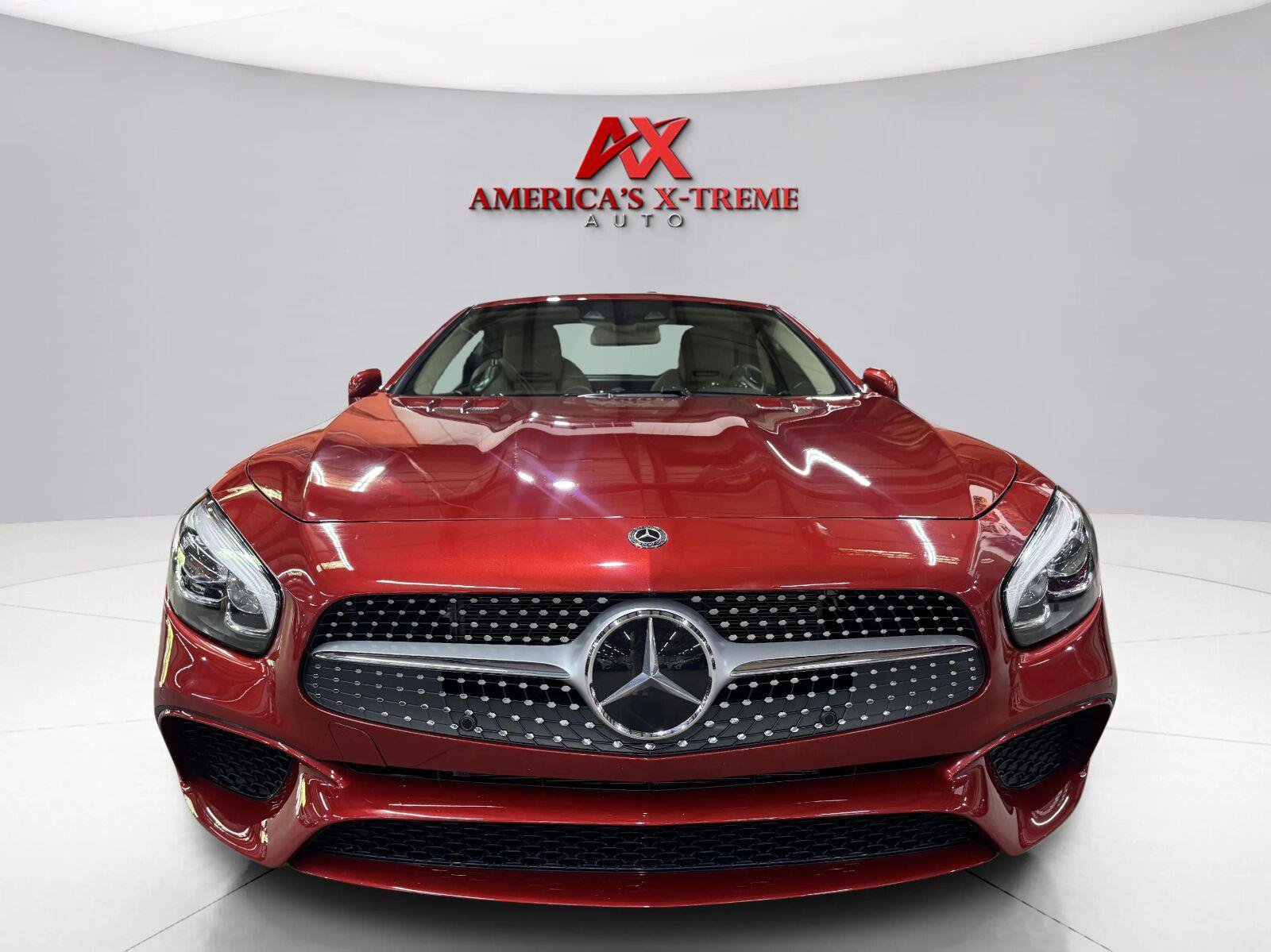 Used 2018 Mercedes-Benz SL 550 image 10