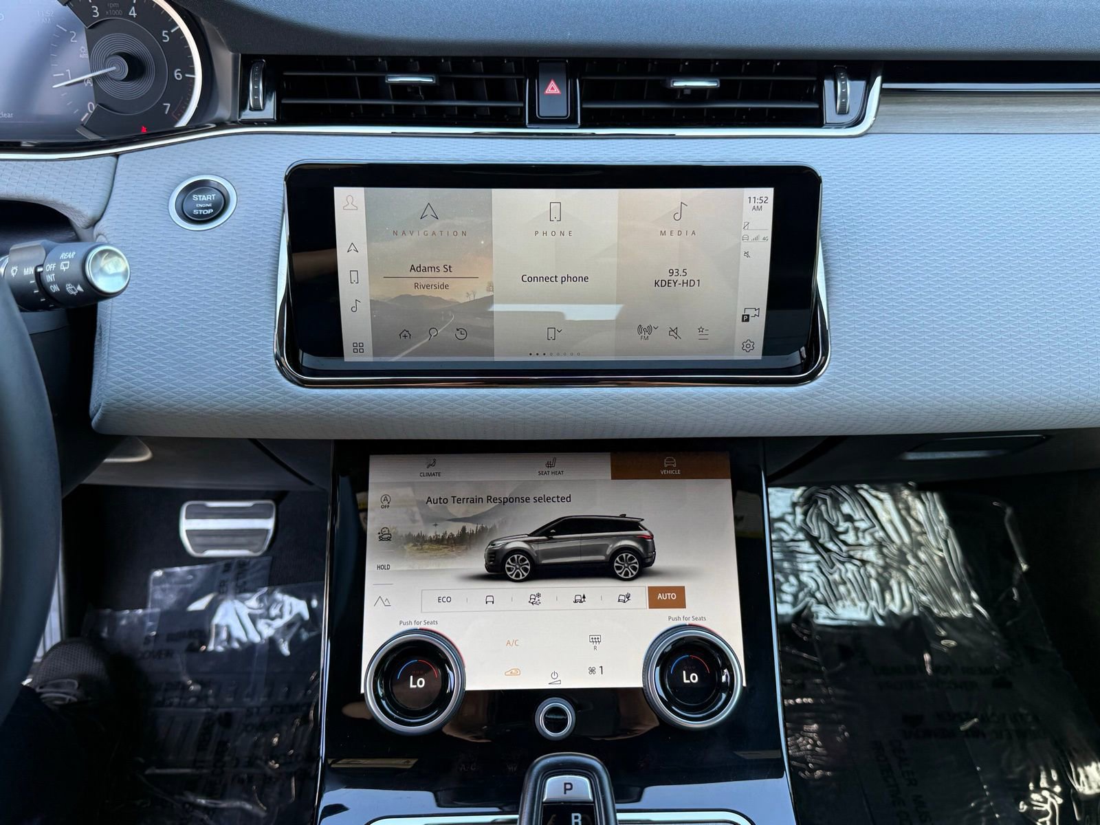 Used 2023 Land Rover Range Rover Evoque R-Dynamic S image 29