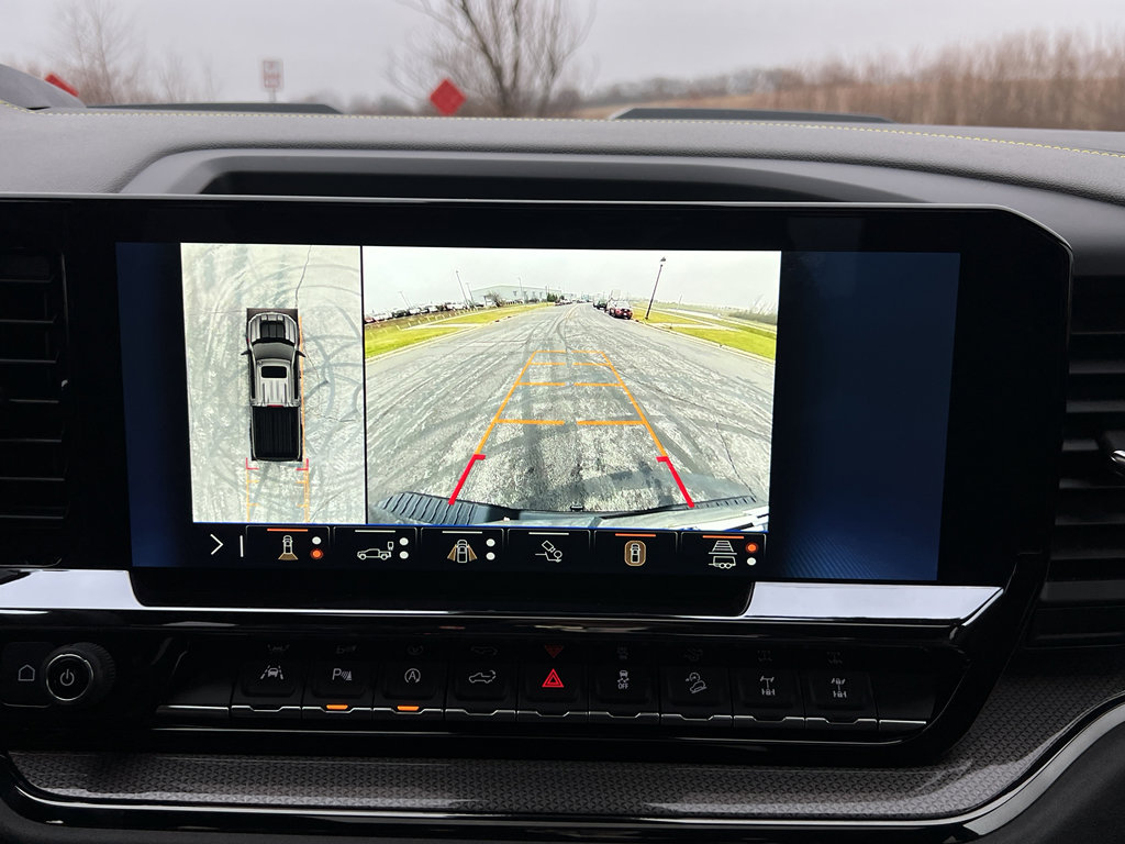 Used 2025 Chevrolet Silverado 1500 ZR2 w/ Technology Package image 29