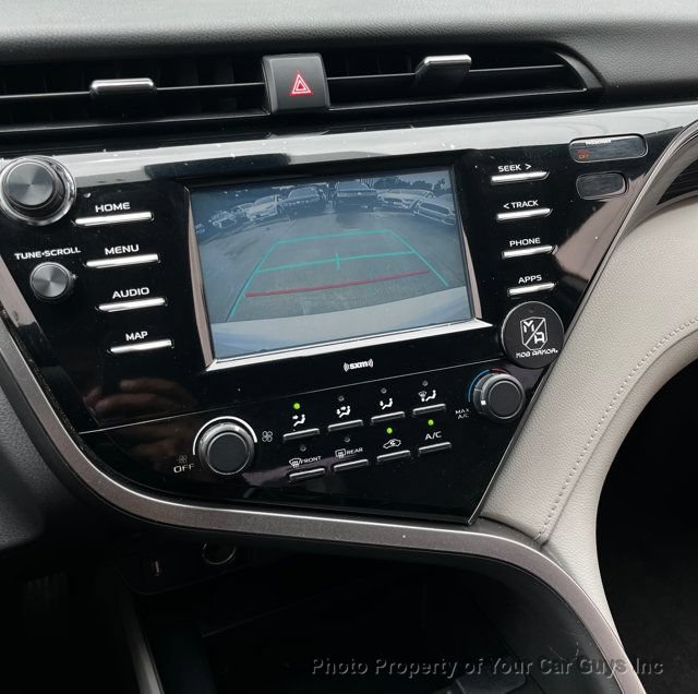 Used 2020 Toyota Camry LE FWD image 20
