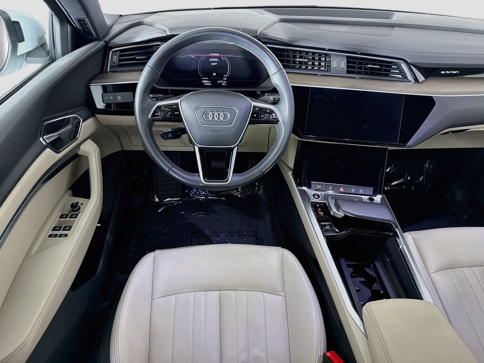 Certified 2024 Audi Q8 e-tron Premium AWD/4WD image 23
