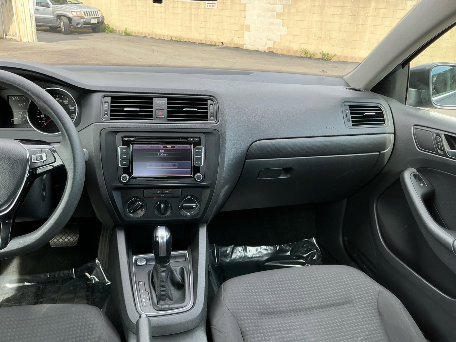 Used 2015 Volkswagen Jetta S image 13