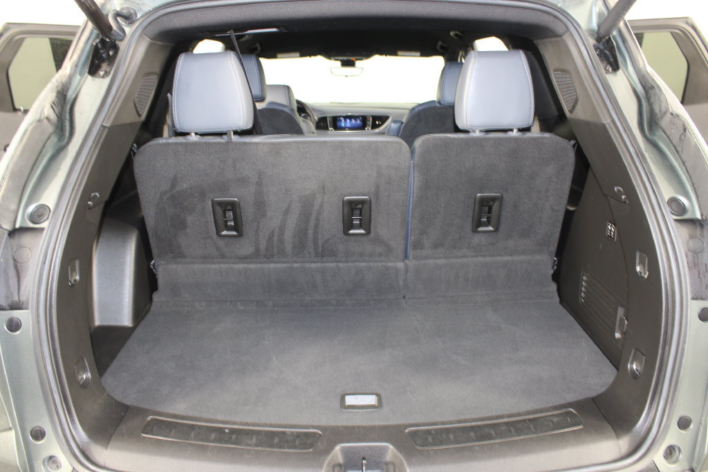 Used 2022 Buick Enclave Premium FWD image 23