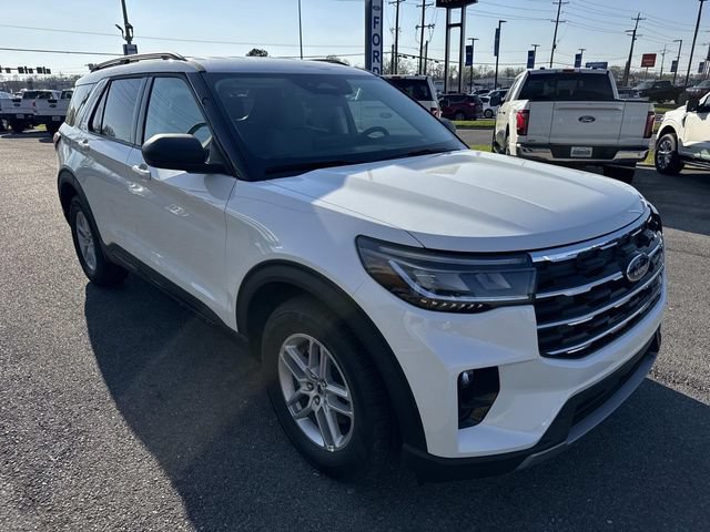 New 2026 Ford Explorer Active w/ Active Comfort Package RWD image 3