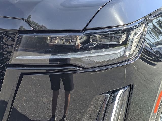 Certified 2024 Cadillac Escalade ESV Sport Platinum AWD/4WD image 9