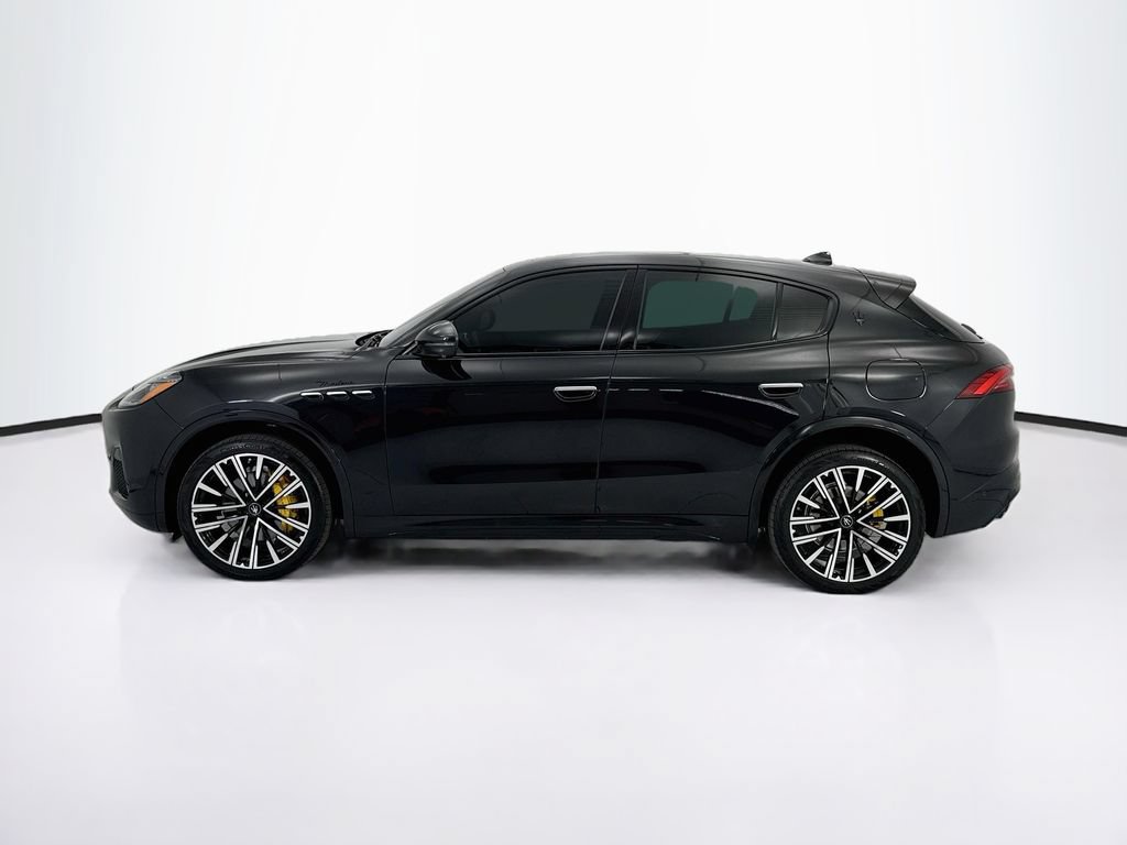 Used 2023 Maserati Grecale Modena AWD/4WD image 8
