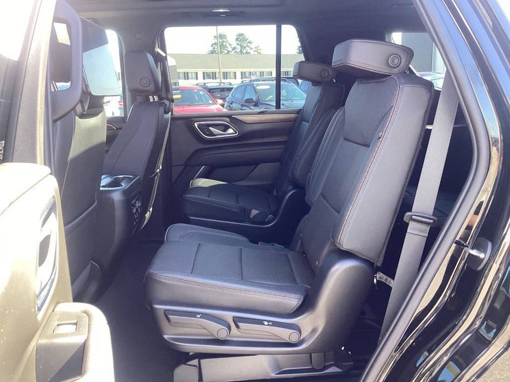 Used 2024 Chevrolet Tahoe High Country w/ Advanced Technology Package AWD/4WD image 20