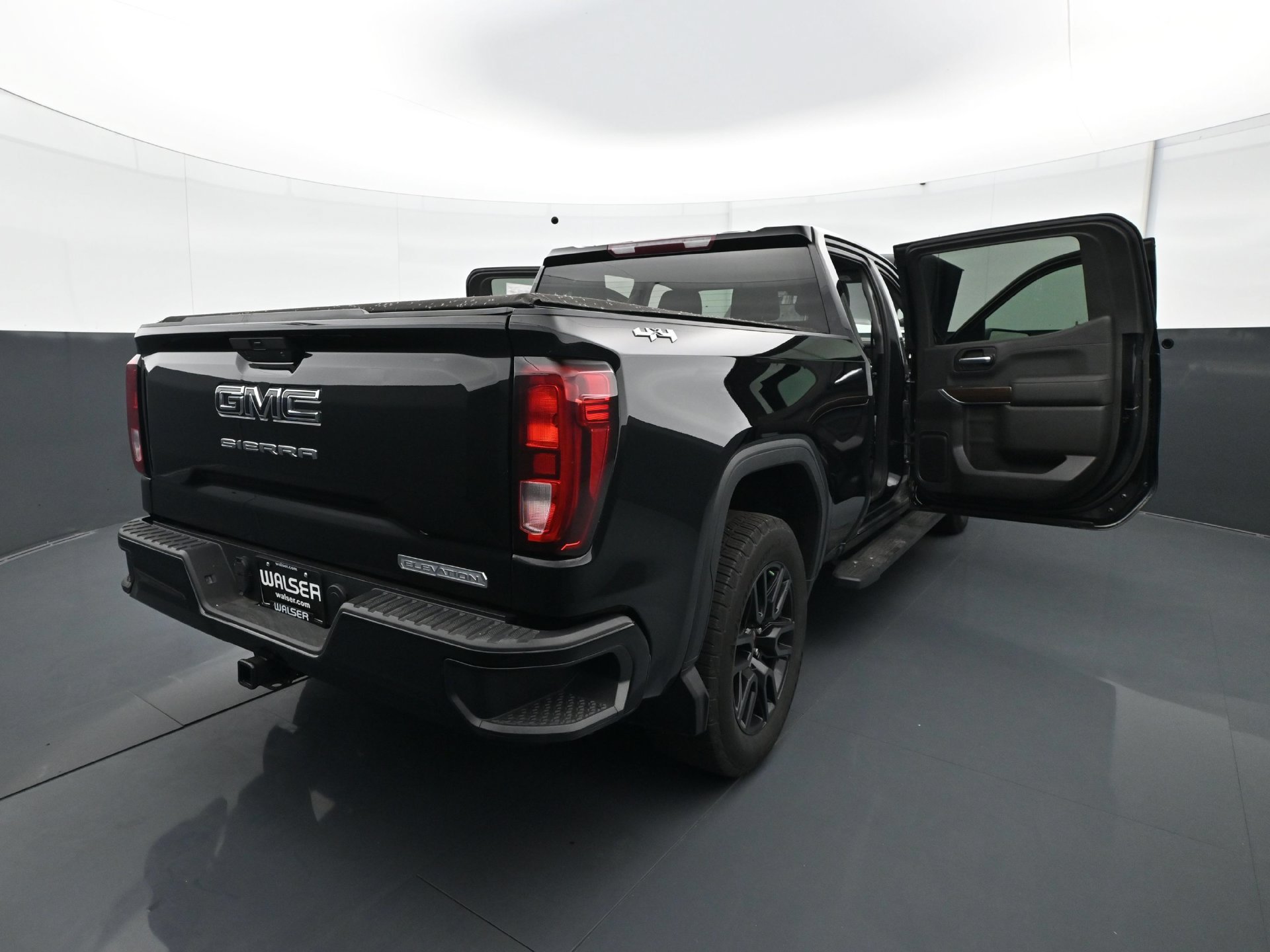 Used 2020 GMC Sierra 1500 Elevation w/ Elevation Value Package AWD/4WD image 31