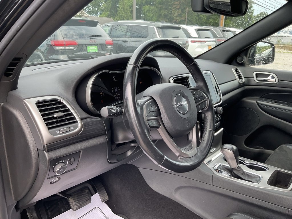 Used 2020 Jeep Grand Cherokee Altitude image 10