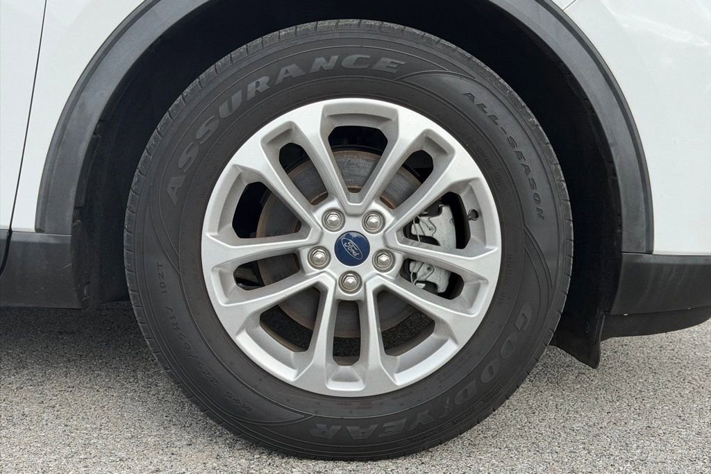 Used 2020 Ford Escape SE image 33