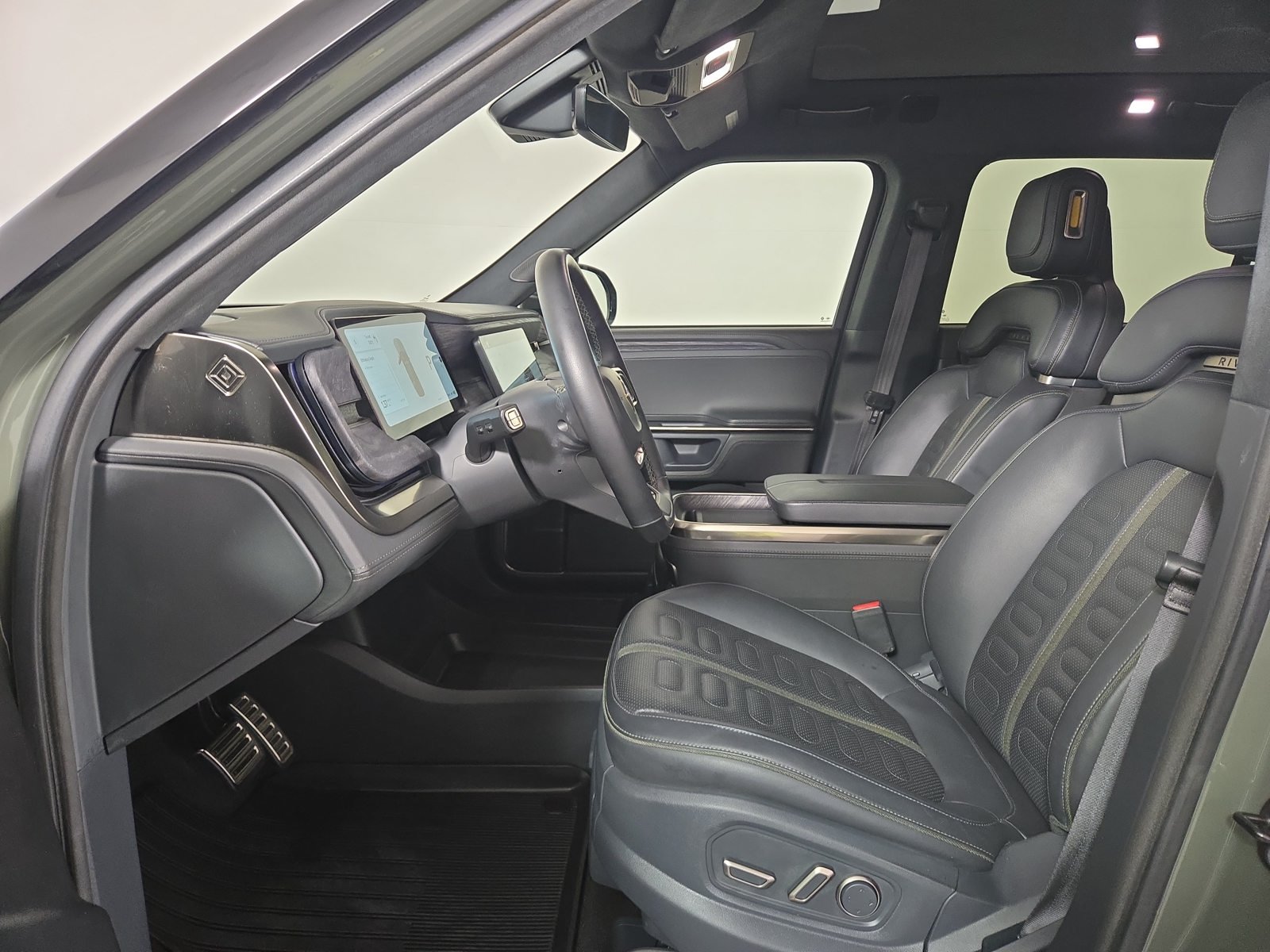 Used 2022 Rivian R1S Launch Edition Quad AWD/4WD image 20