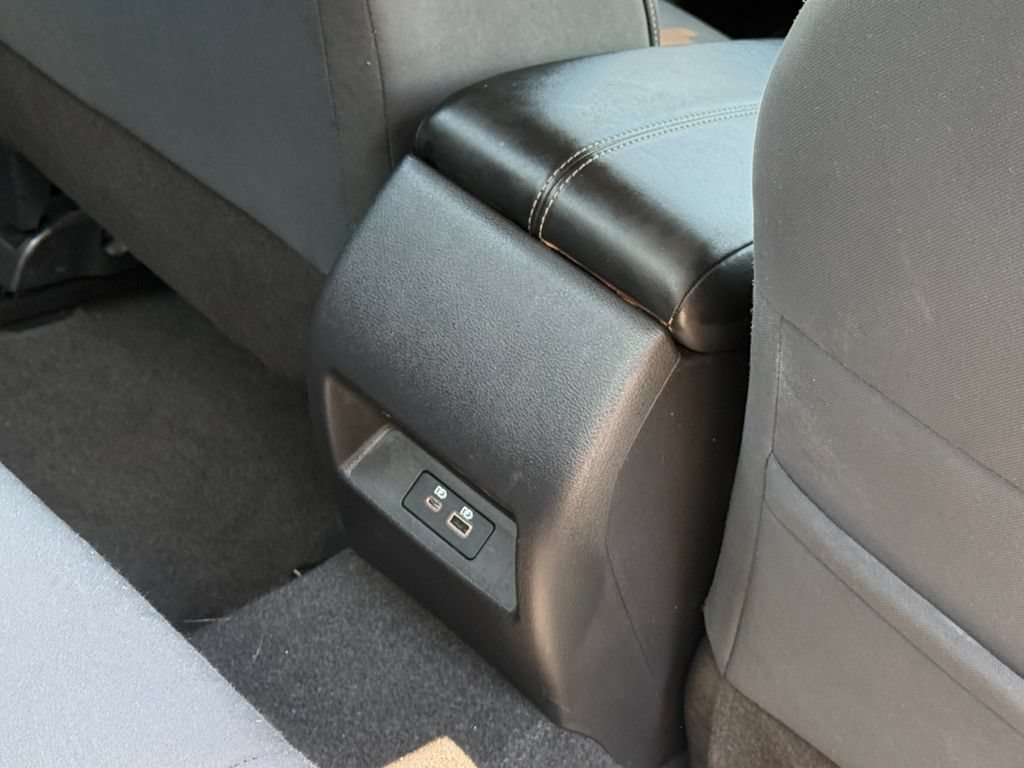 Used 2025 Nissan Altima 2.5 SV FWD image 21