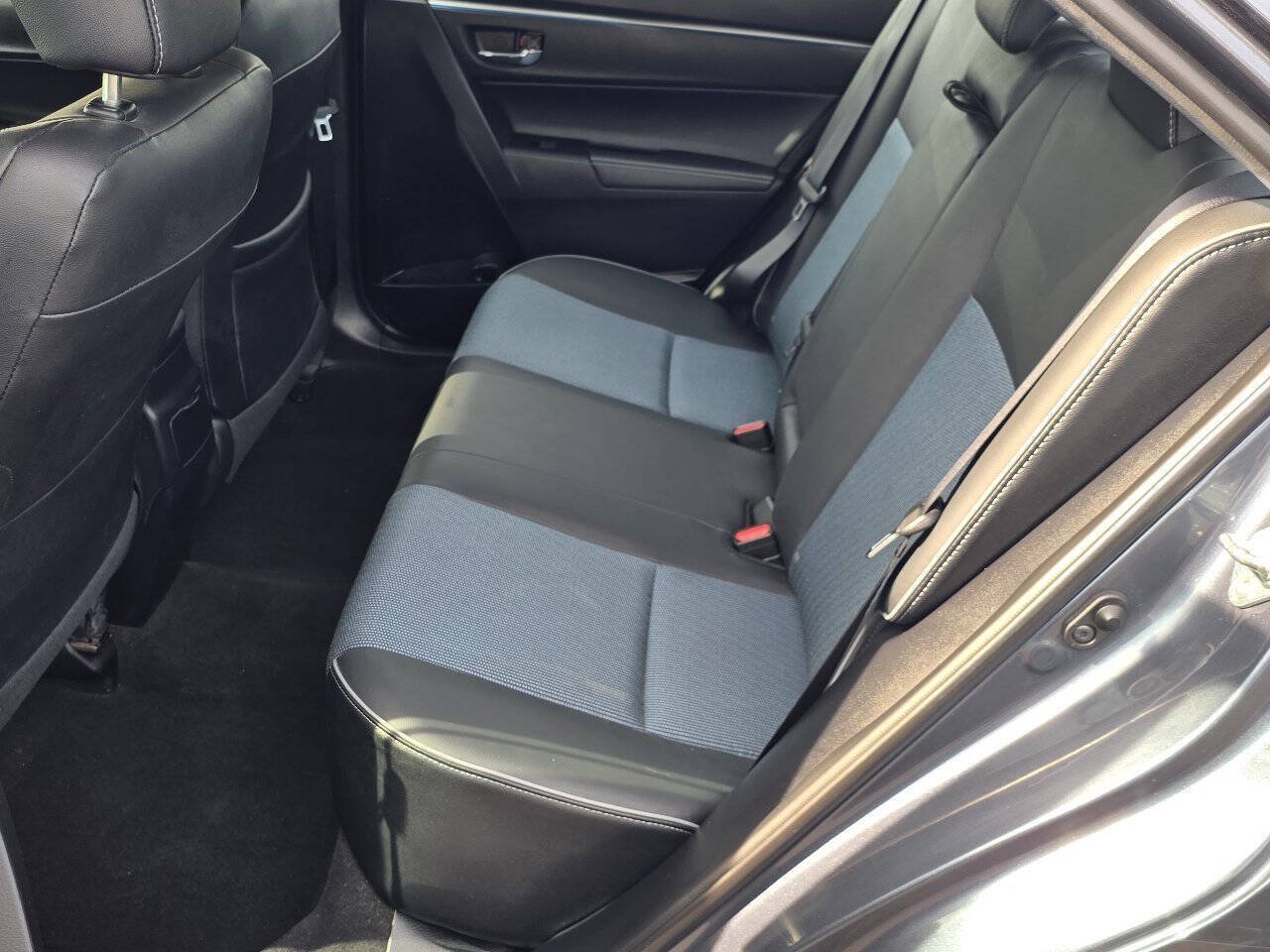 Used 2016 Toyota Corolla S FWD image 13