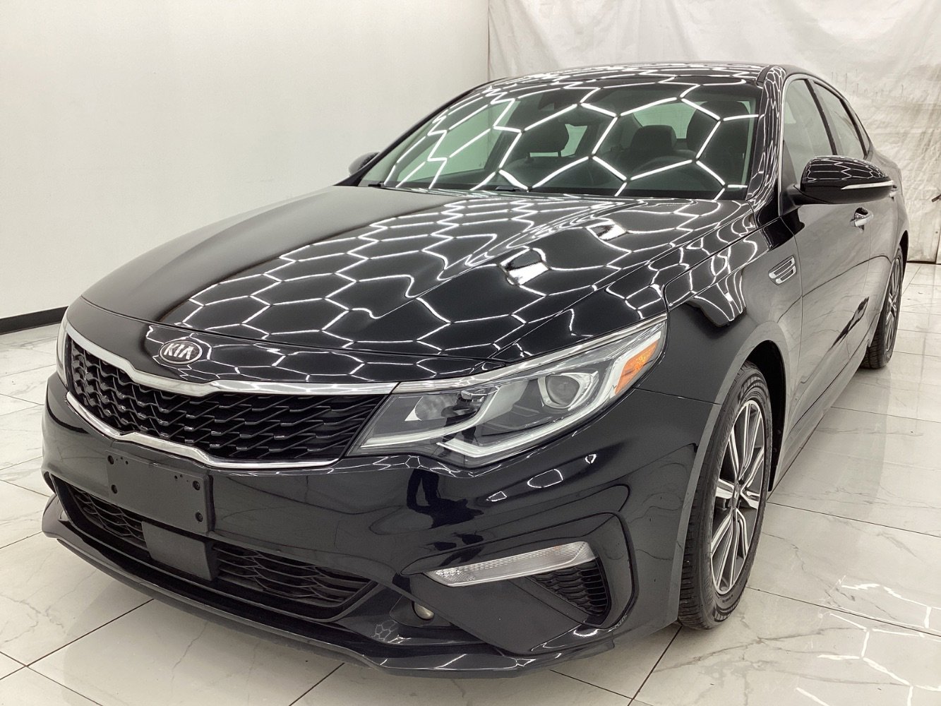 Used 2019 Kia Optima EX image 1