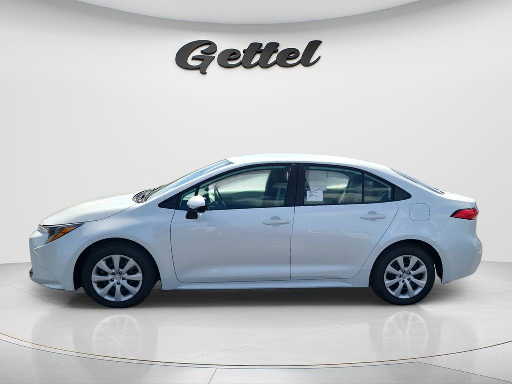 New 2026 Toyota Corolla LE FWD image 8