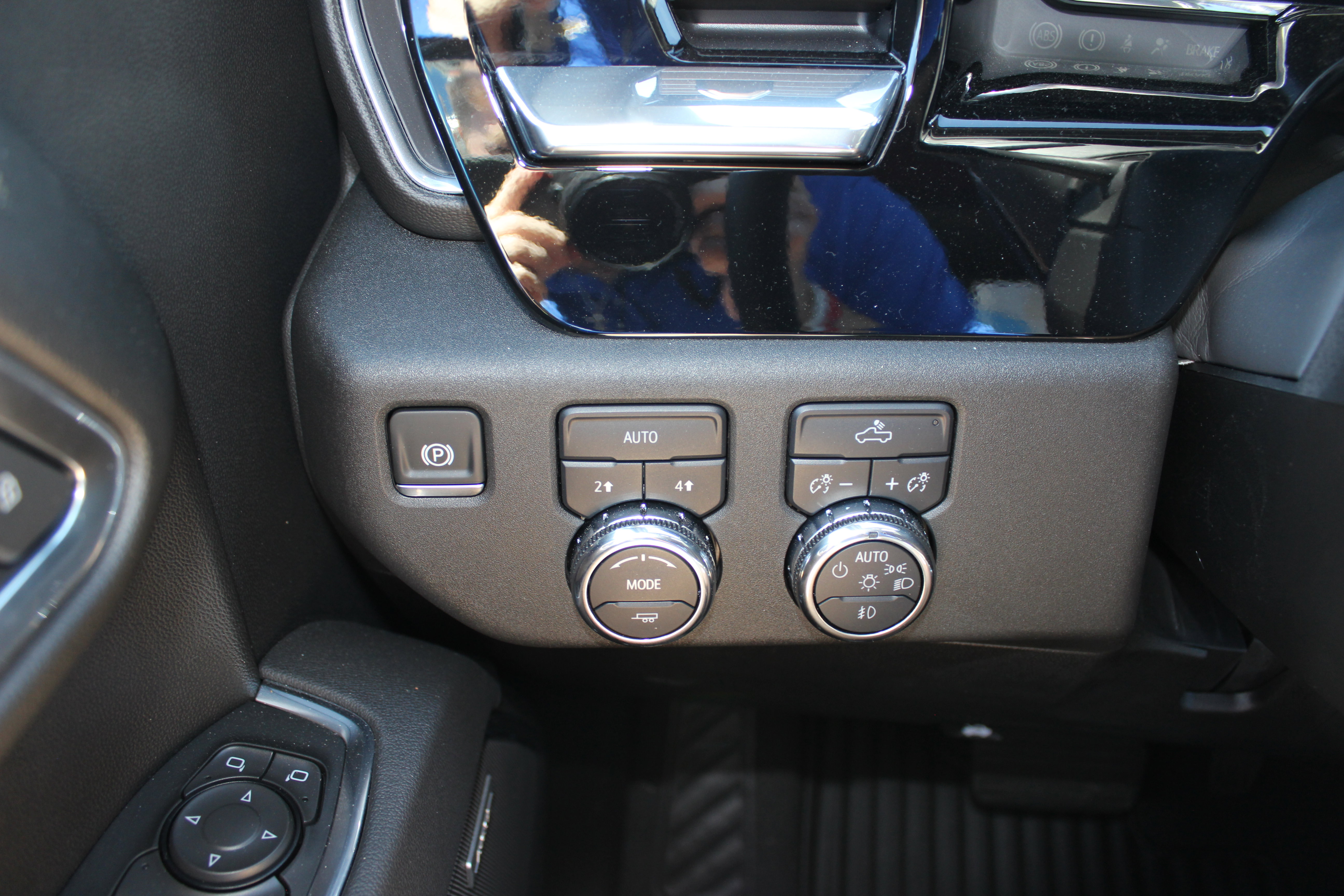 New 2025 GMC Sierra 1500 Elevation w/ Preferred Package image 17