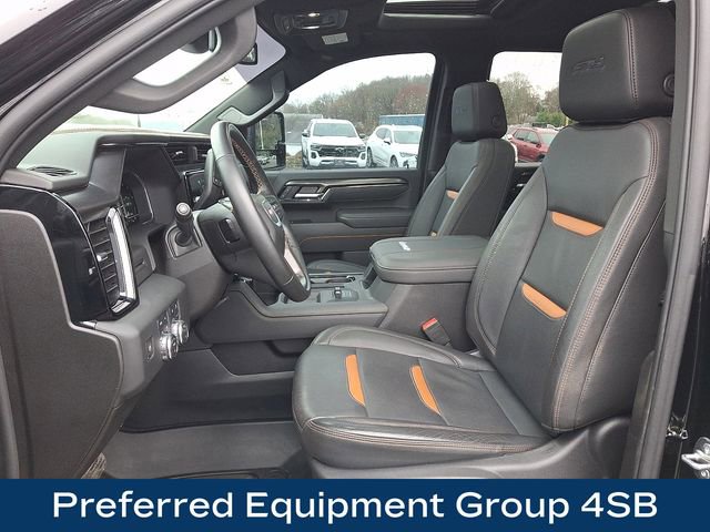 Used 2025 GMC Sierra 3500 AT4 AWD/4WD image 2