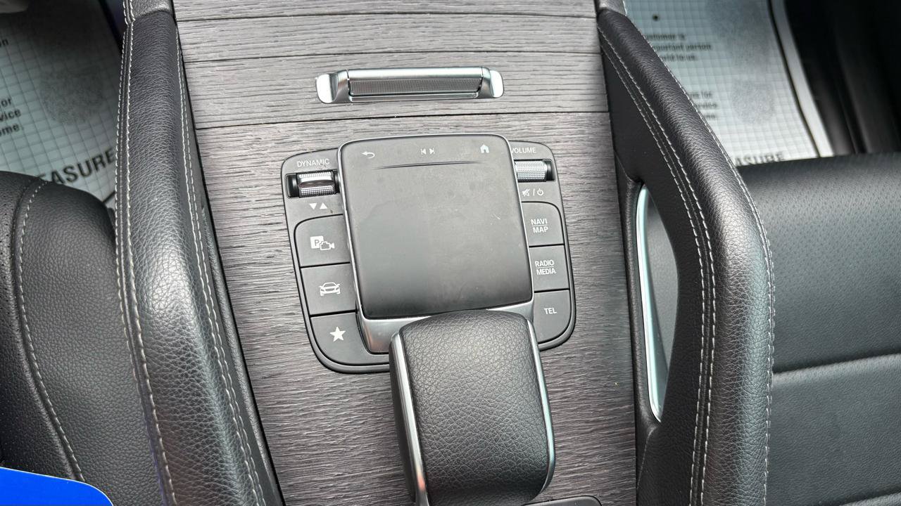 Used 2022 Mercedes-Benz GLS 450 4MATIC image 27