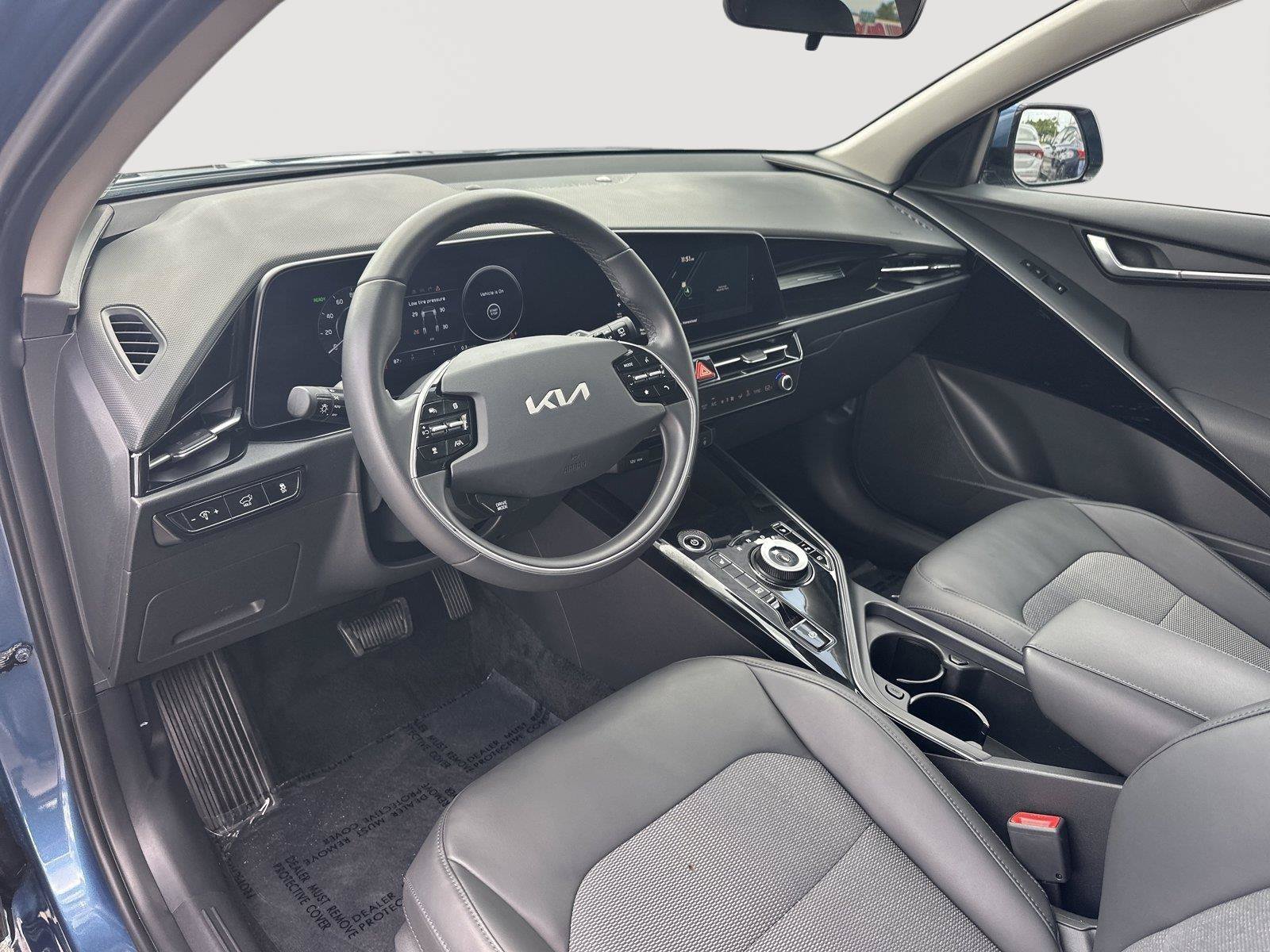 Used 2024 Kia Niro Wind FWD image 9