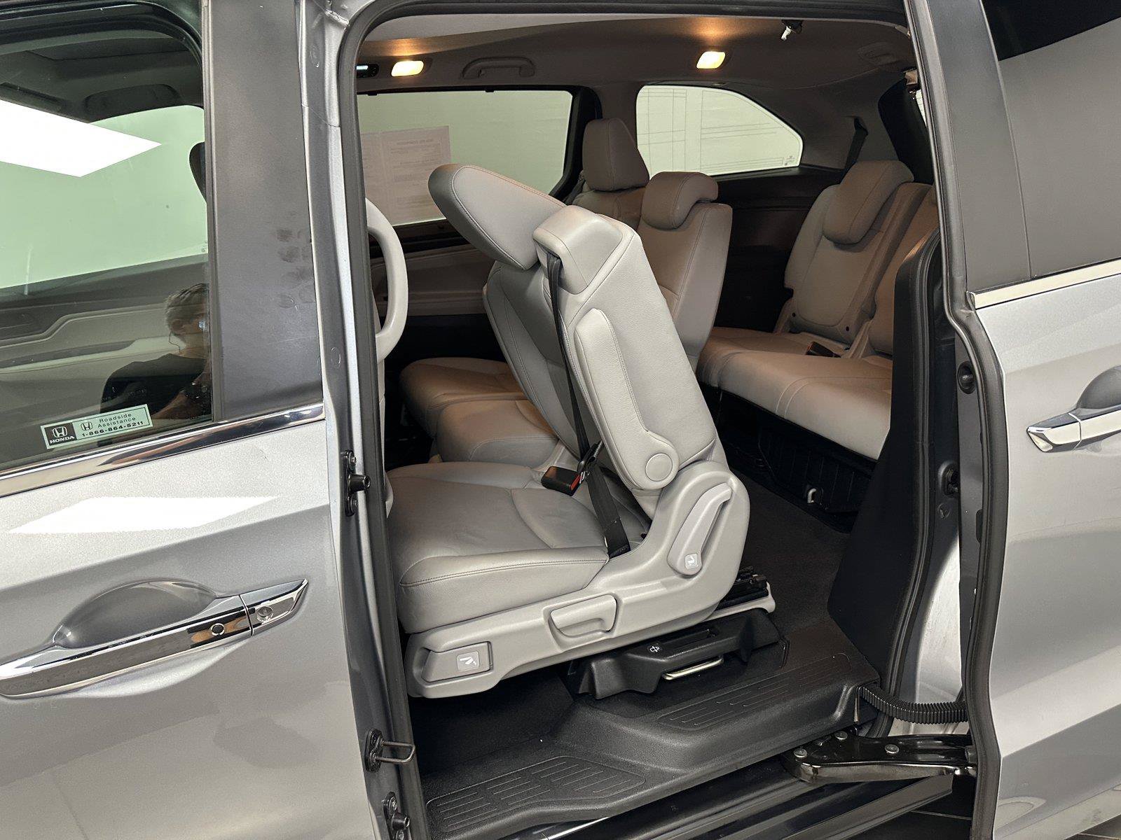 Used 2024 Honda Odyssey EX-L image 30