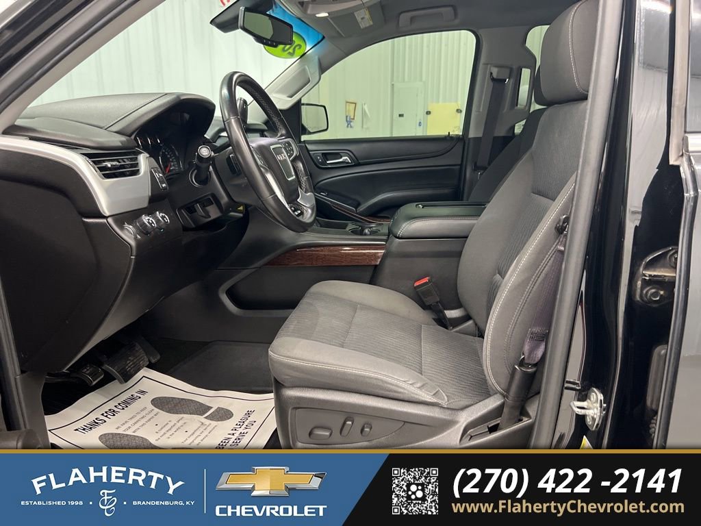 Used 2017 GMC Yukon SLE w/ SLE Value Package image 9