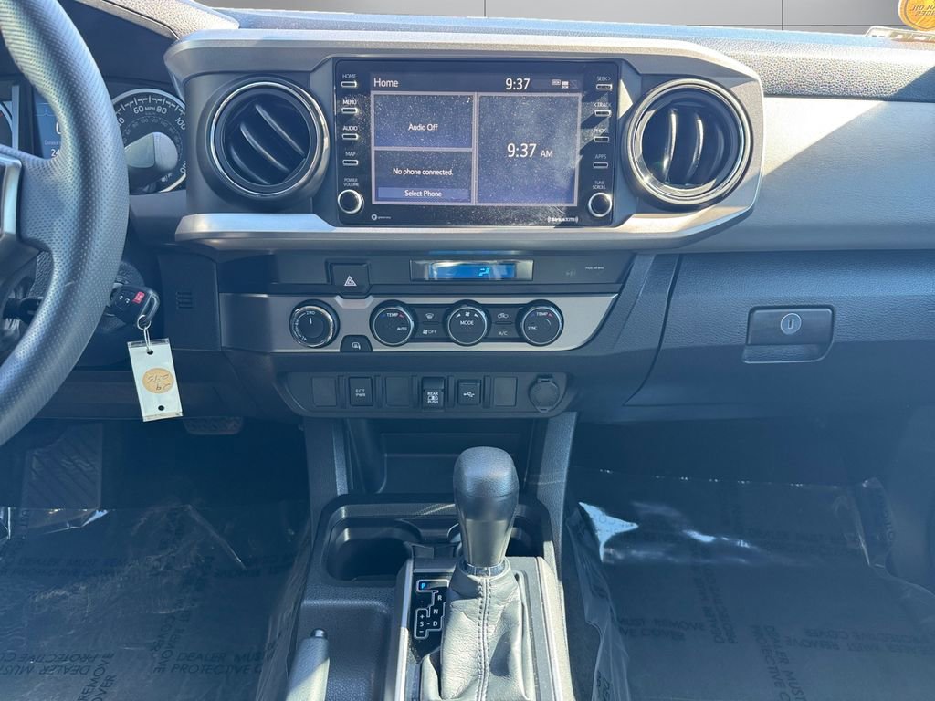Certified 2022 Toyota Tacoma SR5 AWD/4WD image 15