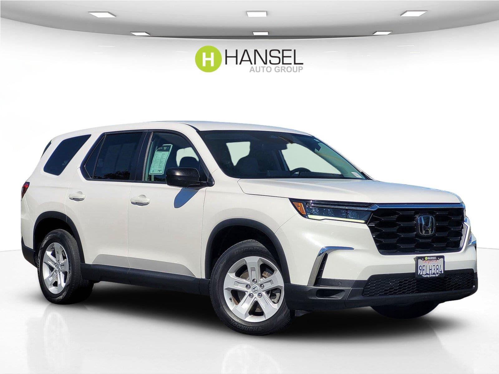 Used 2023 Honda Pilot LX image 1