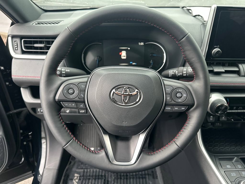 Certified 2025 Toyota RAV4 SE image 18
