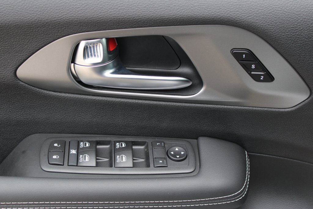 New 2026 Chrysler Pacifica Select image 10