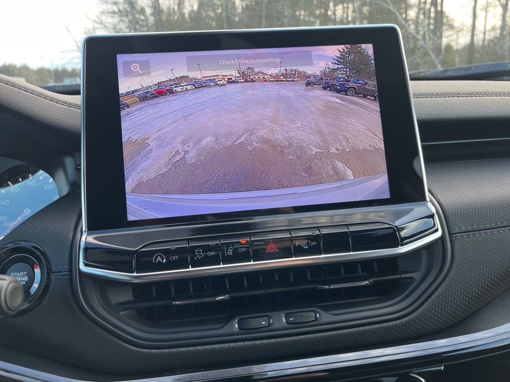 New 2026 Jeep Compass Limited image 25