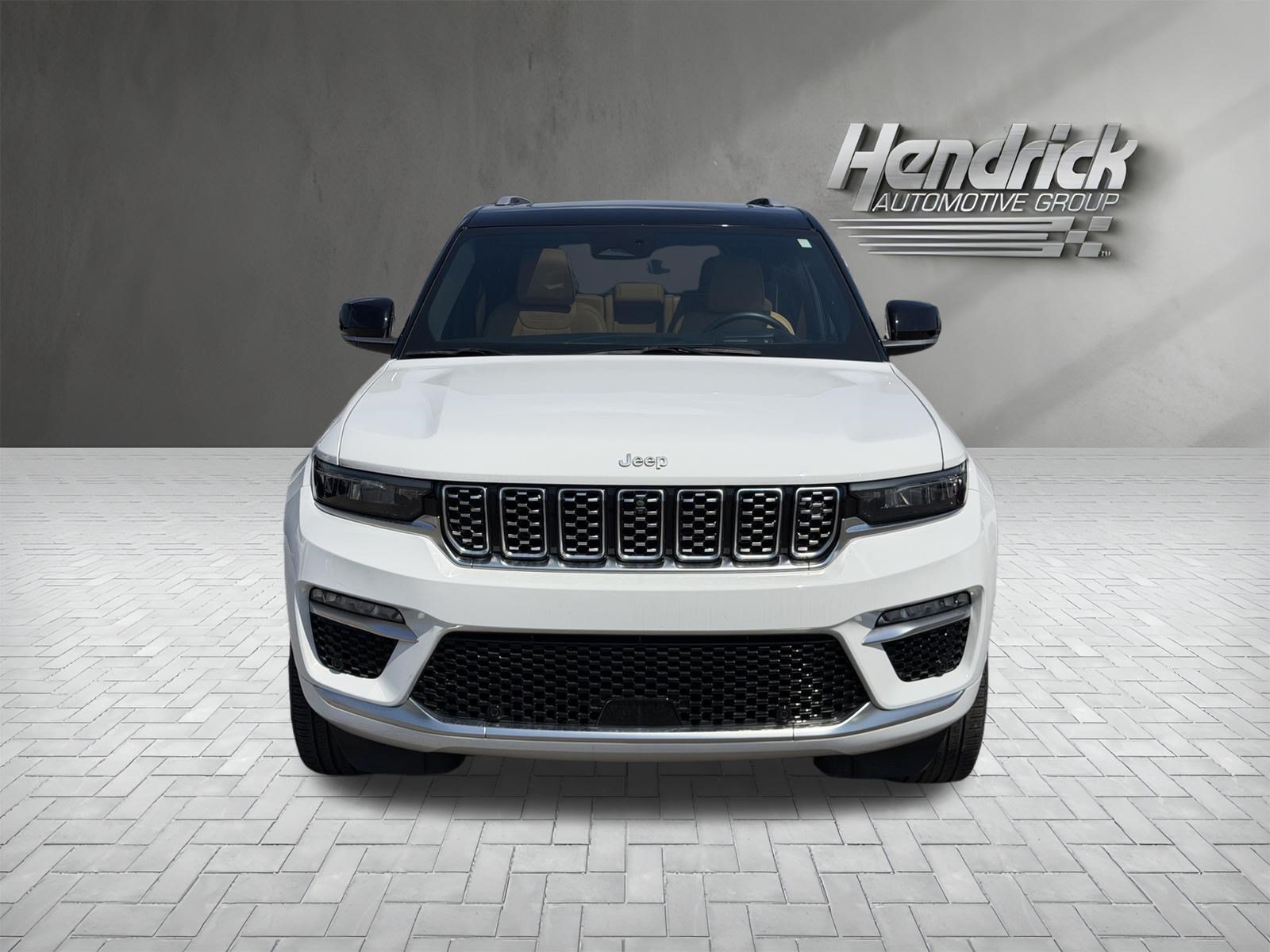 Used 2023 Jeep Grand Cherokee Summit w/ Adv Protech Group IV RWD image 3
